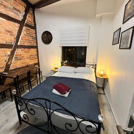 Apartamenty Piernikowy Kacik - Rynek Nowomiejski Z Klimatyzacja Stary Toruń Exterior foto