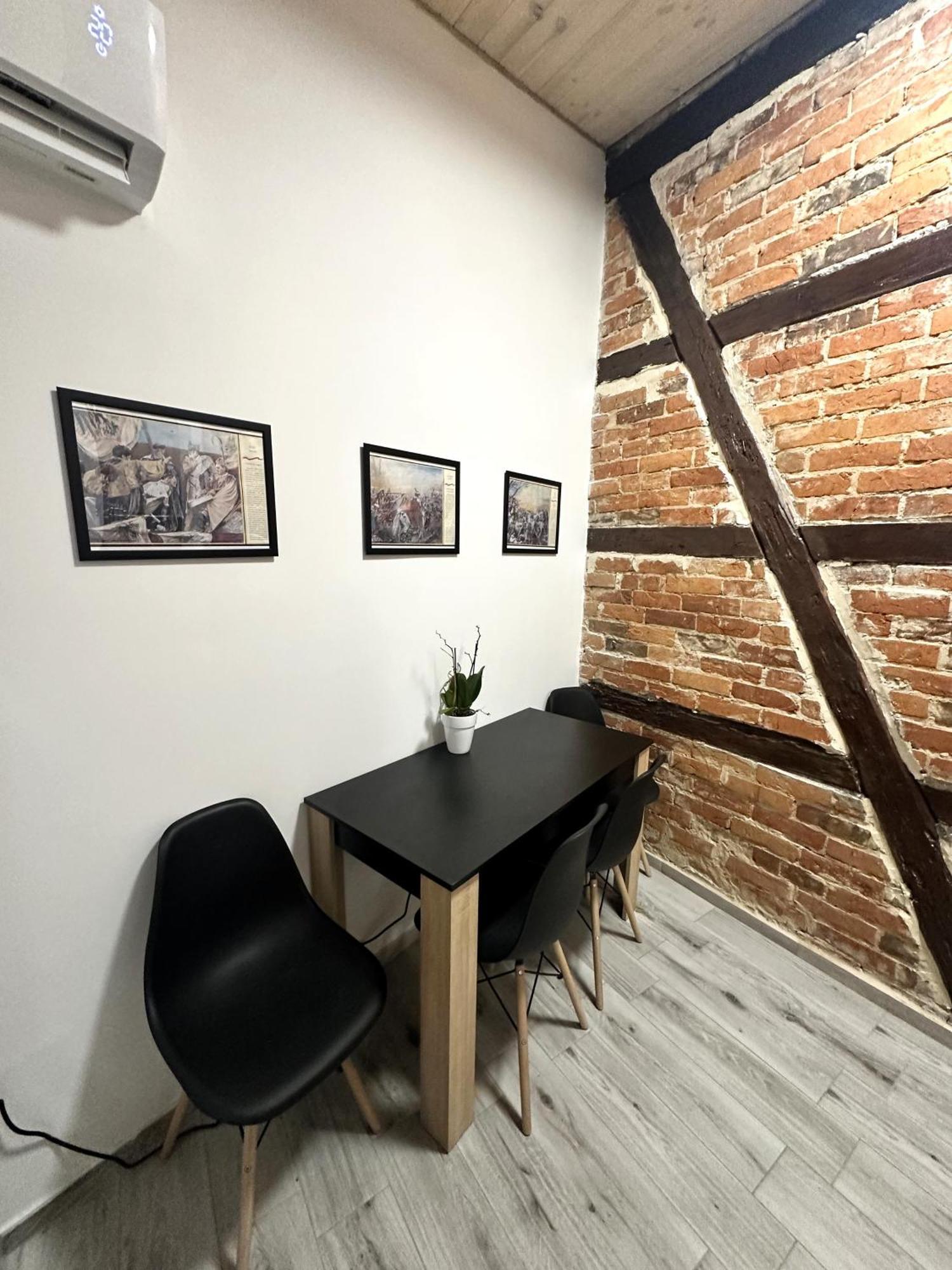Apartamenty Piernikowy Kacik - Rynek Nowomiejski Z Klimatyzacja Stary Toruń Exterior foto